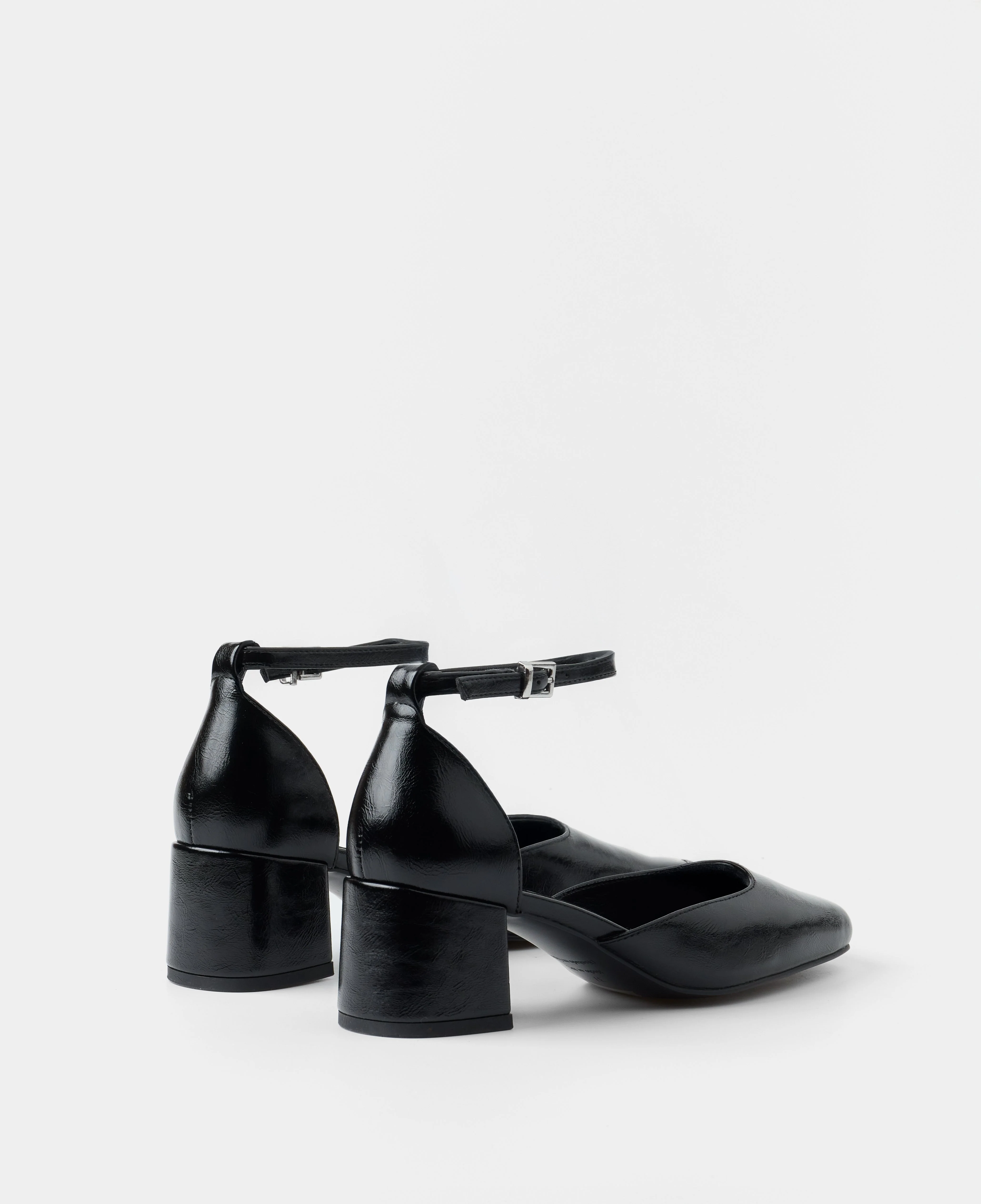 AMBER NEGRO - Image 10