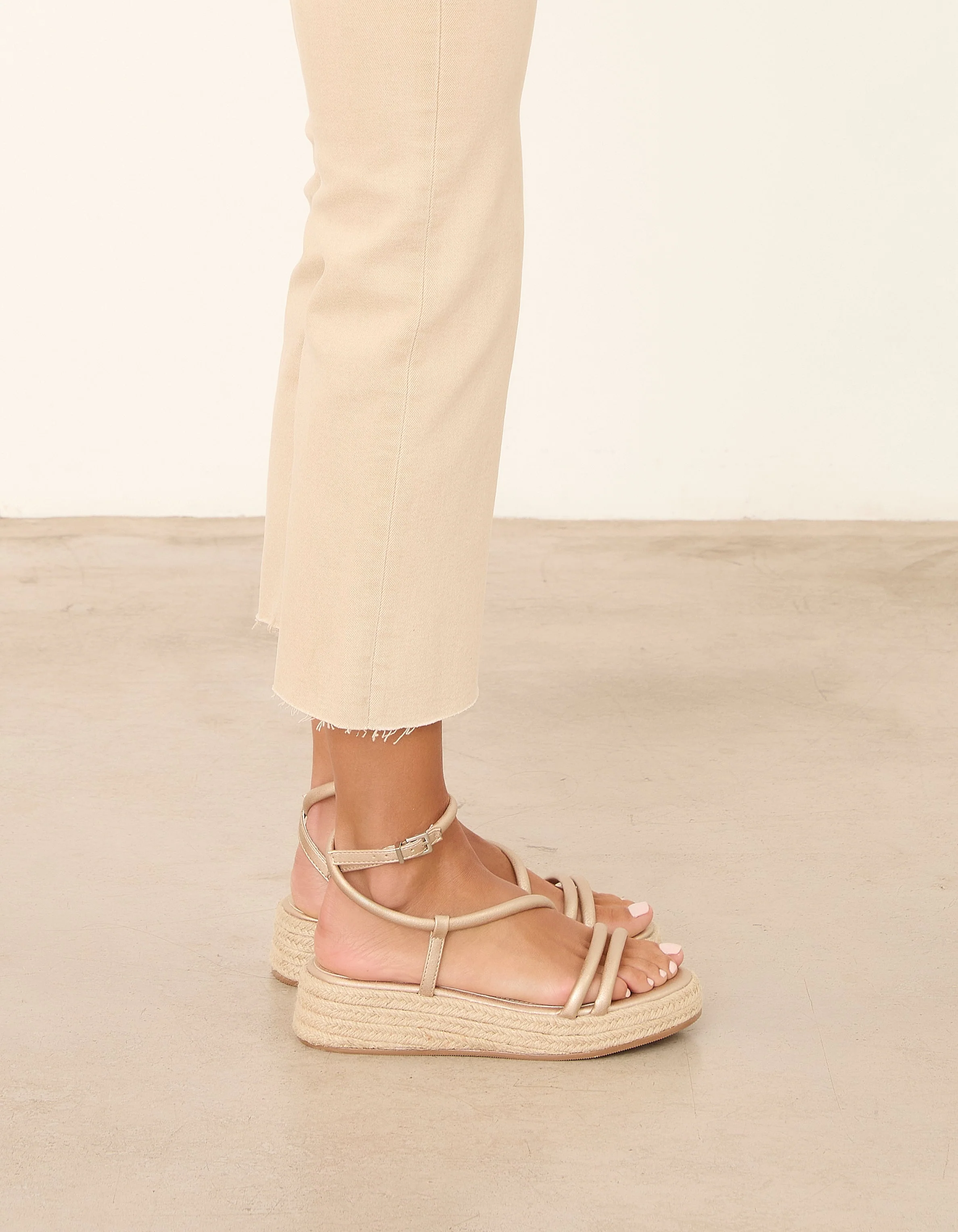 CHIKO DORADO - Image 2