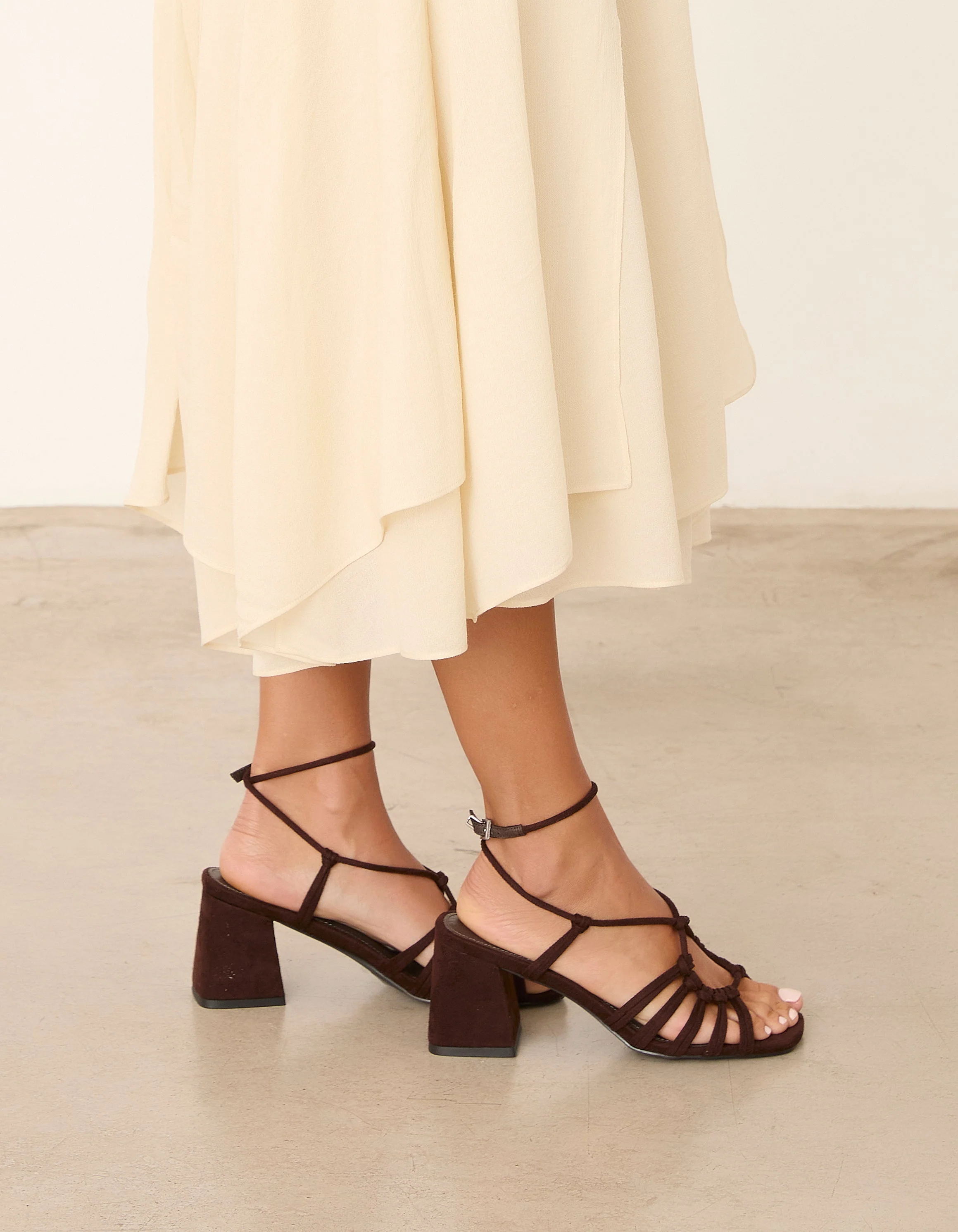 CLEO CHOCOLATE - Image 4