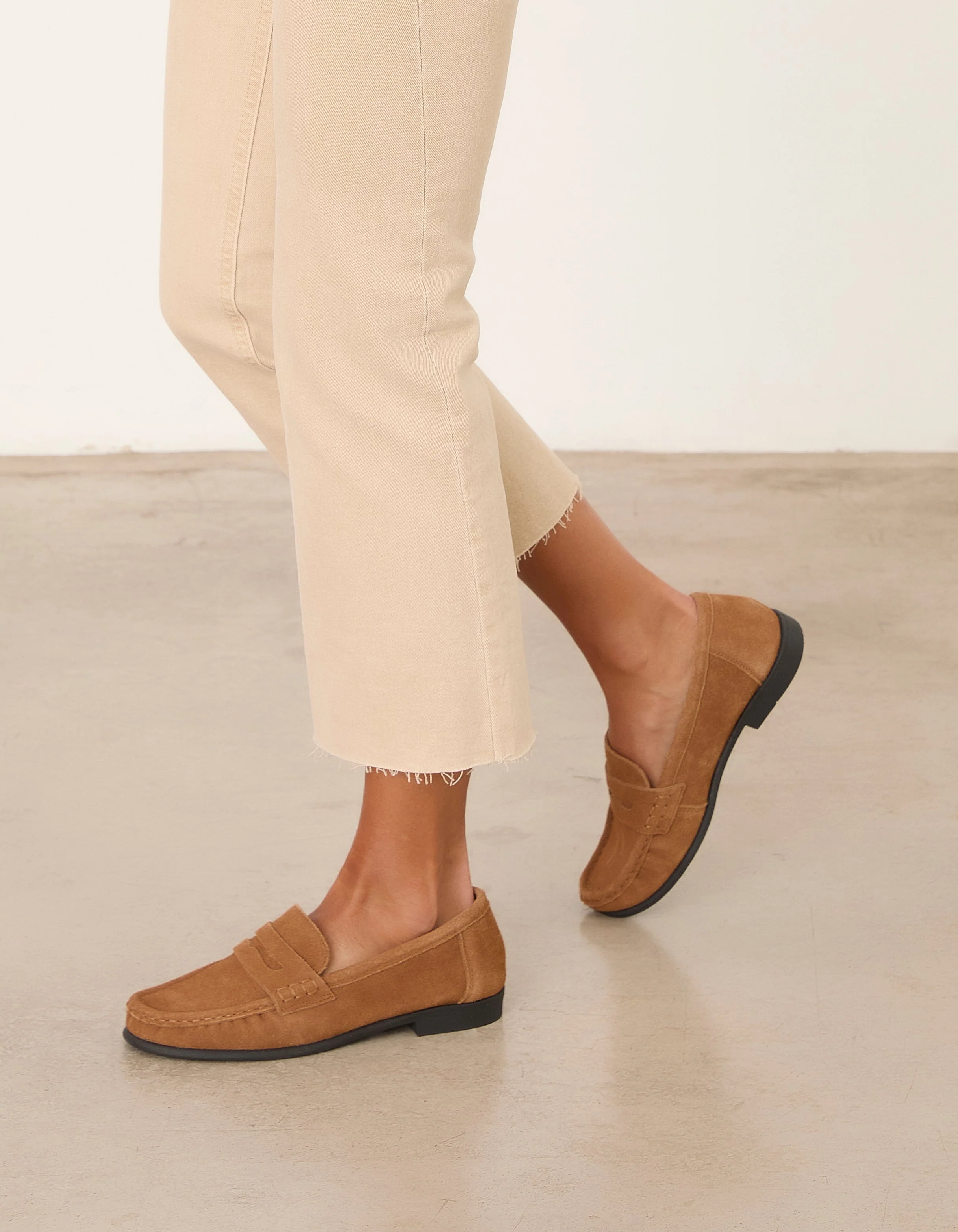 HARRY CAMEL - Image 8