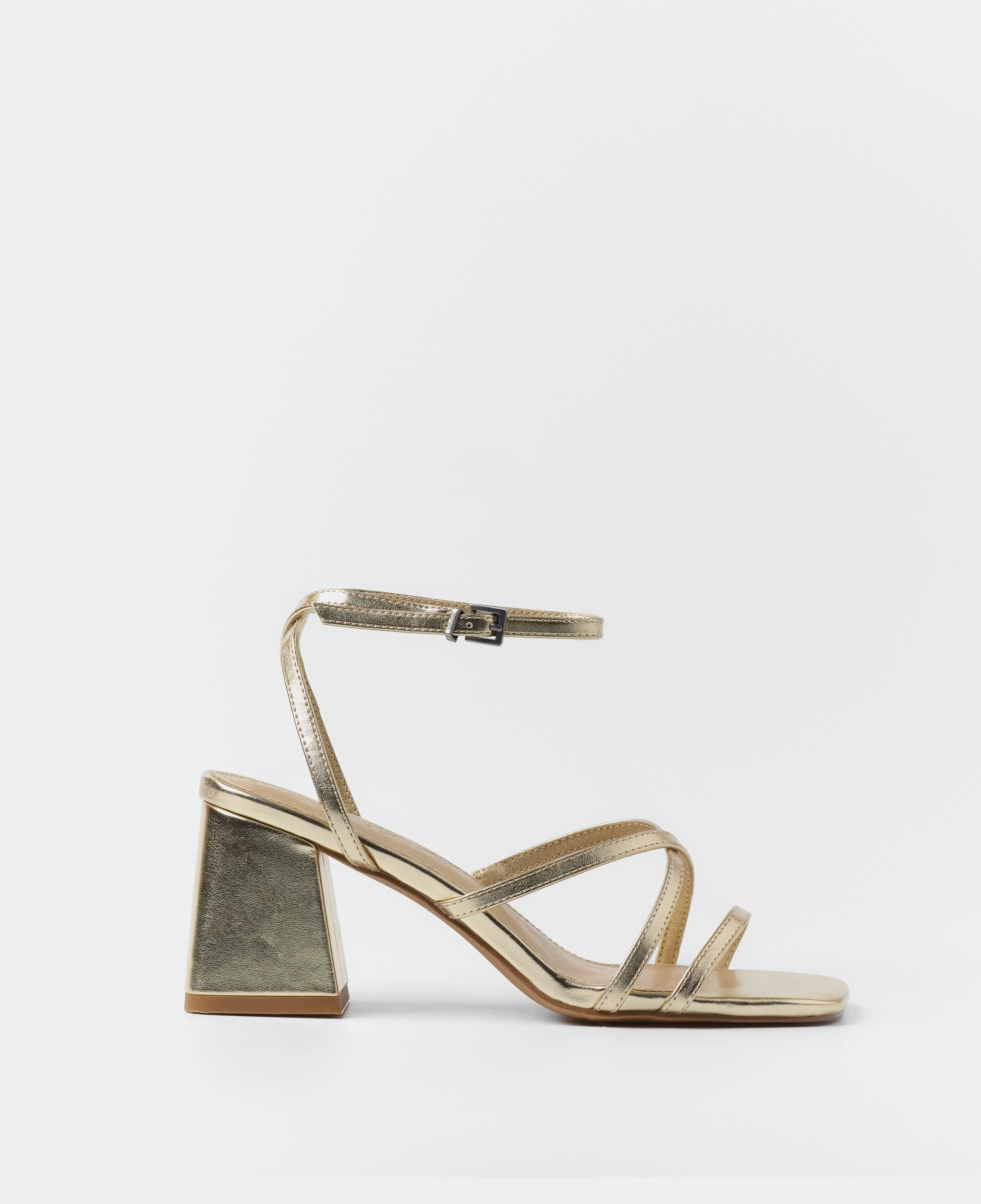 LUCIE DORADO - Image 8