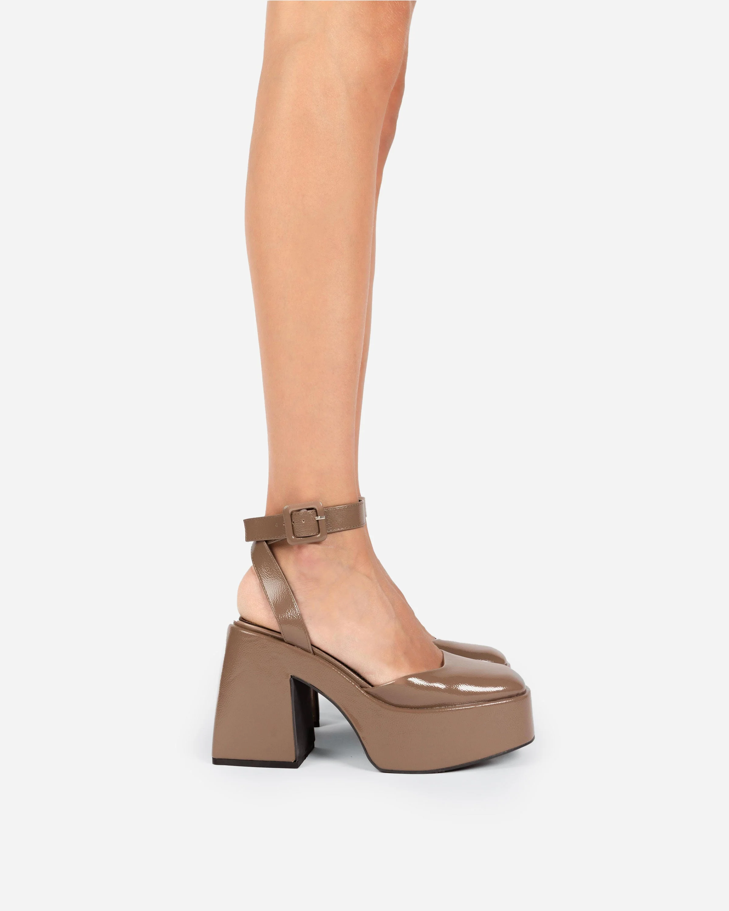 TINA TOPO - Image 2