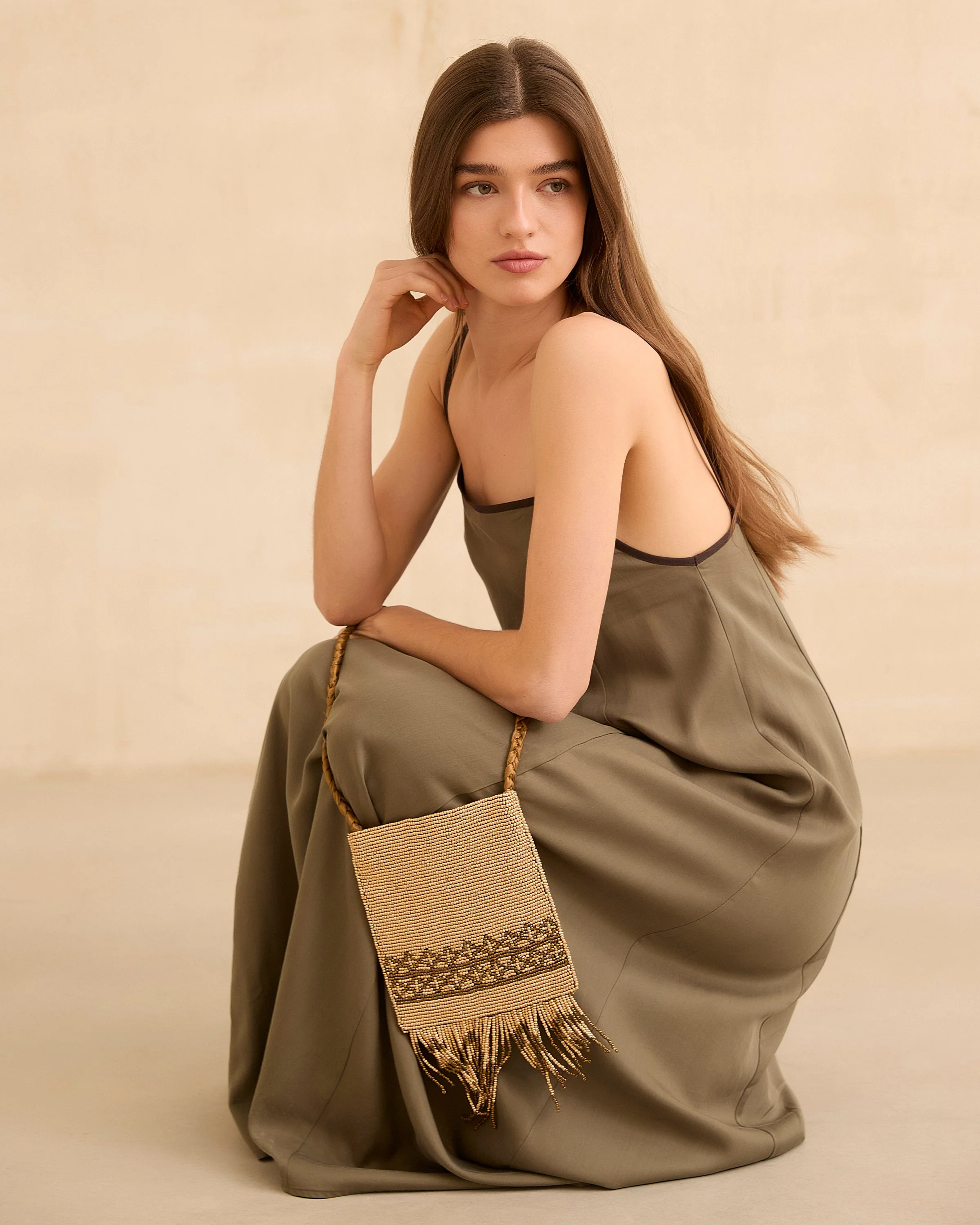VESTIDO LYNN KAKI - Image 8