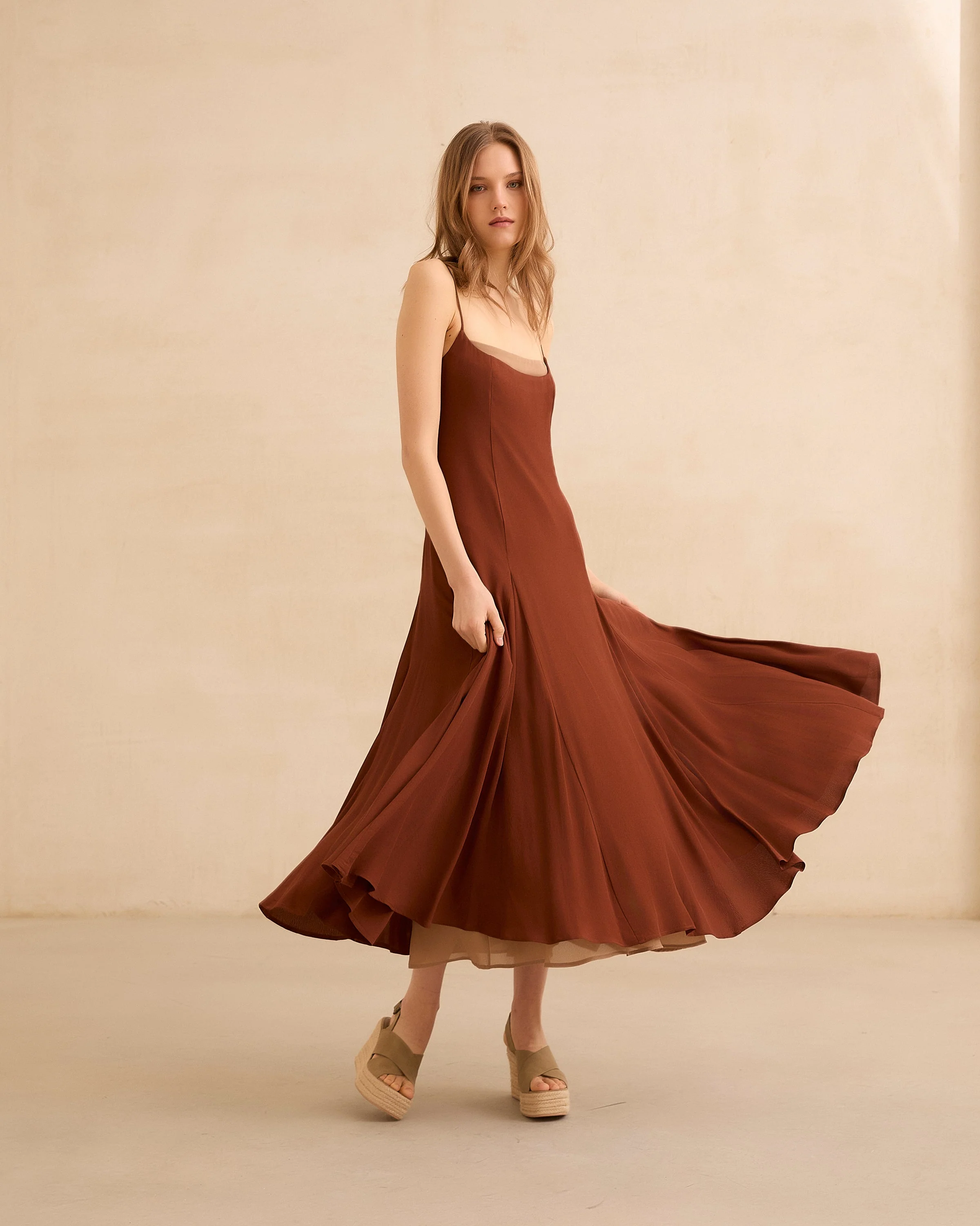 VESTIDO SAPHINE CHOCOLATE - Image 7