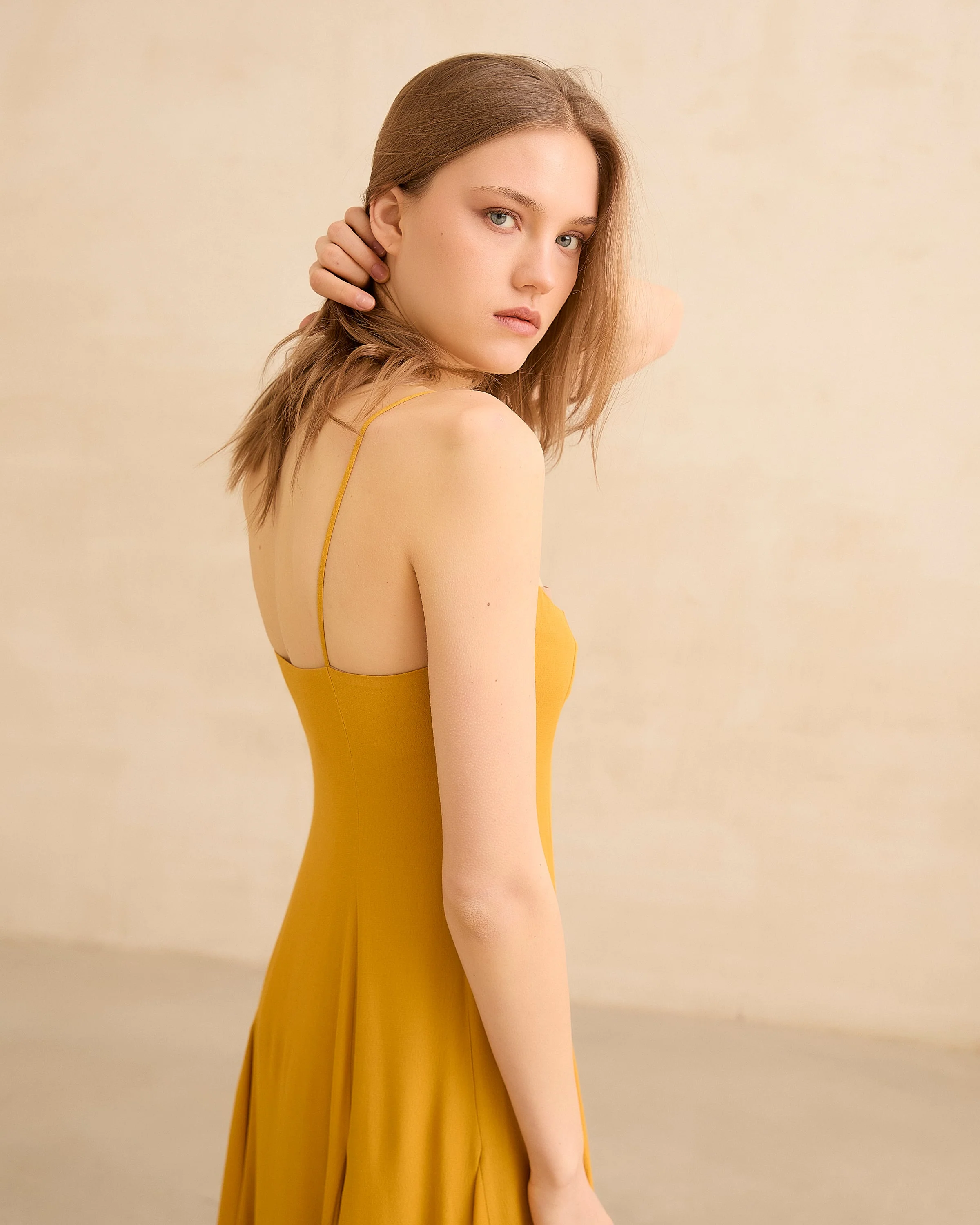 VESTIDO SAPHINE MOSTAZA - Image 6
